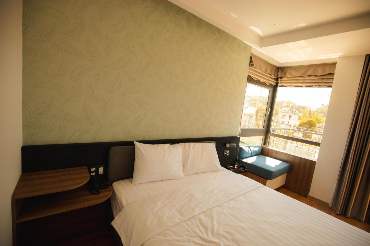 Hotel Ngan Hoa - Mille Fleurs 02 Da Lat Zewnętrze zdjęcie